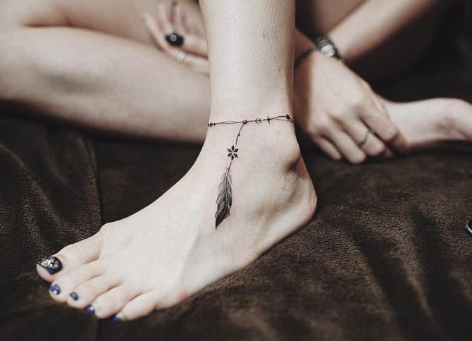 tatouage à la cheville