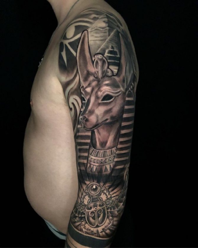 Tatouage égyptien