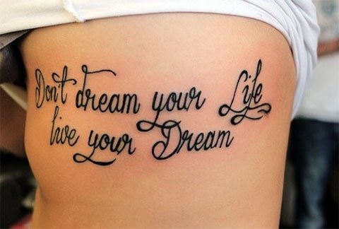 Inscriptions de tatouage pour les filles - photo