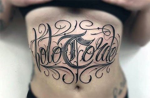 Inscriptions de tatouage pour les filles