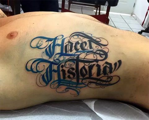 Inscriptions de tatouage - photo