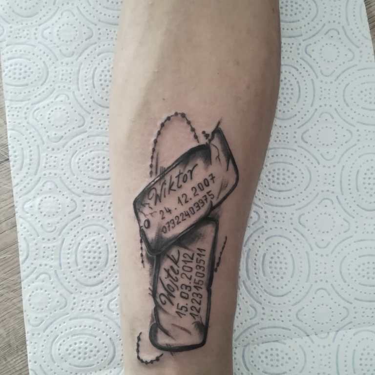 Tatouage d'un fils