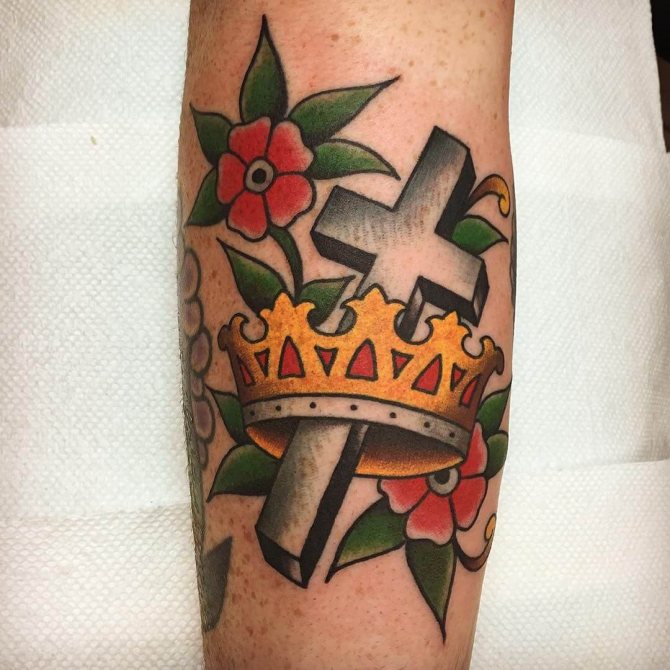 tatouage old school cross