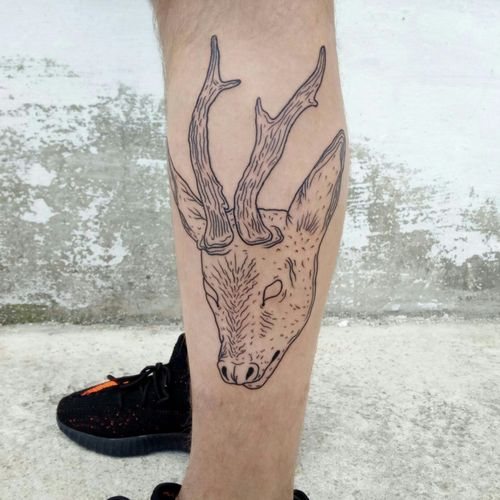 Tatouage de cerf. Photo, ce que cela signifie, croquis pour filles, hommes au bras, à la jambe, à la cuisse