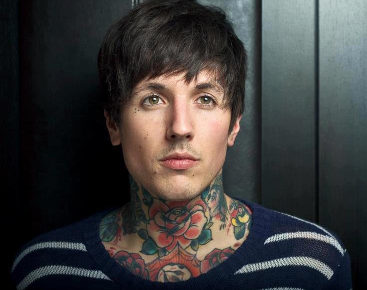 Tatouage du cou d'Oliver Sykes