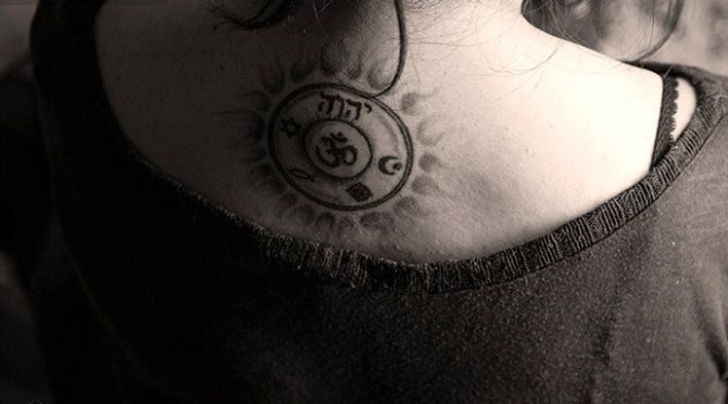 Tattoo om mani padme hum