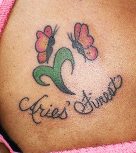 Tatouage du bélier pour les filles. Croquis, photos, signification sur bras, cou, jambe, clavicule, dos, estomac