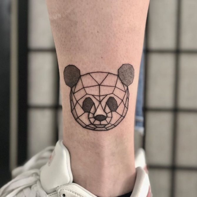 croquis de pandas tatoués