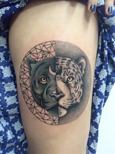 Tatouage panthère pour filles. Signification, photo, sur bras, jambe, épaule, dos, bas du dos