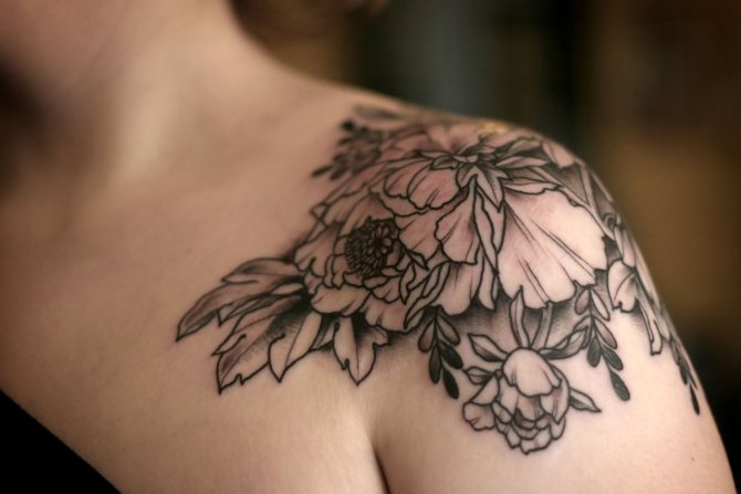 Signification des pivoines dans les tatouages pour filles