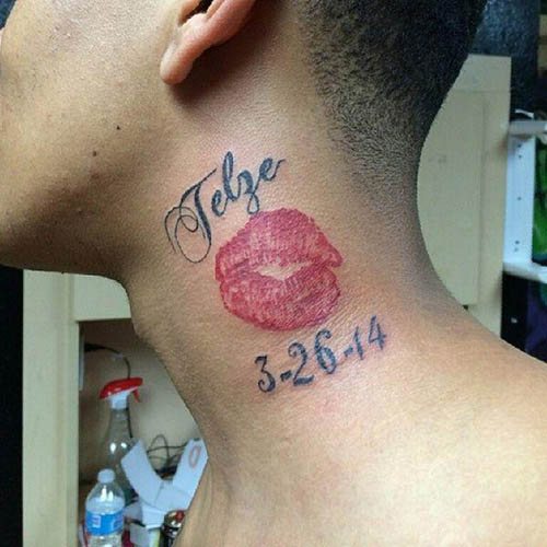 Tatouage de baiser sur le cou pour les filles, les hommes. Signification, photo