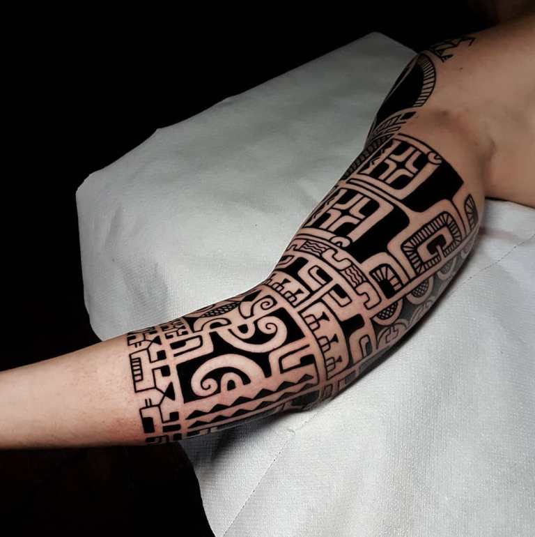 tatouage polynésie croquis