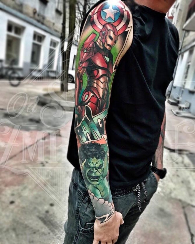 Tatouage du bras de Hulk et de Iron Man
