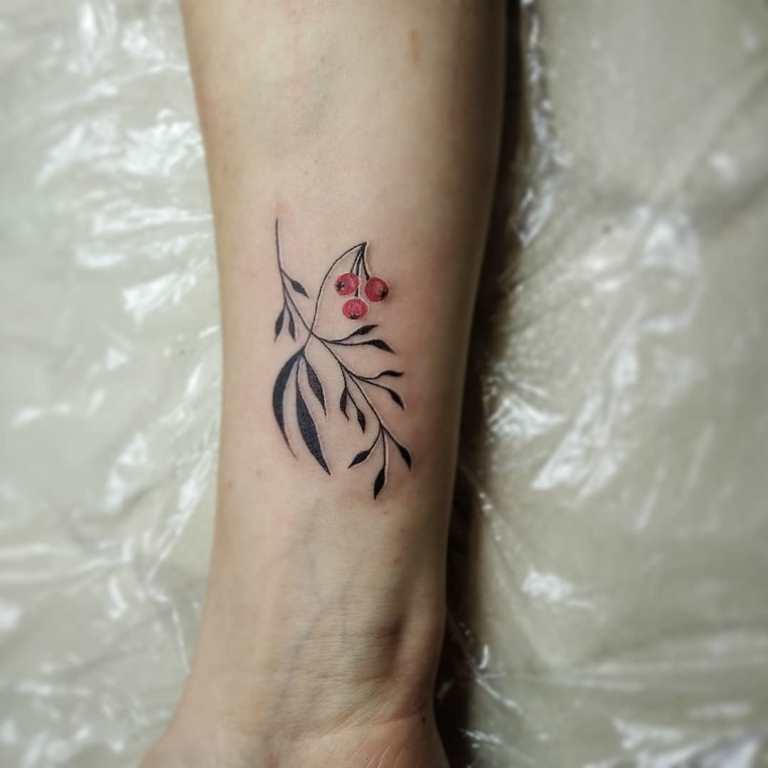 tatouage de frêne des montagnes