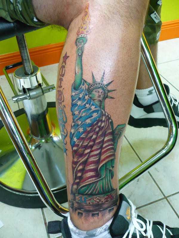 Tatouage avec le drapeau