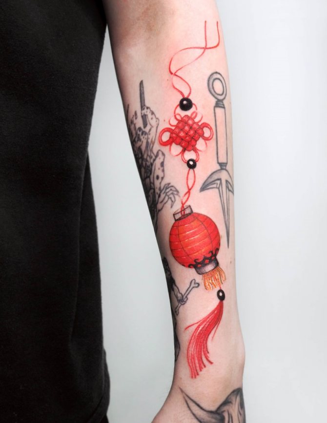 Tatouage avec une torche