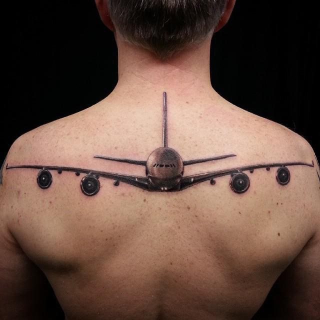 avion à tatouage