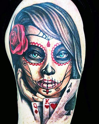 Tatouage de la Santa Muerte chez les femmes, les hommes. Signification, dessins, photos
