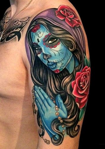 Tatouage de la Santa Muerte chez les femmes, les hommes. Signification, dessins, photos