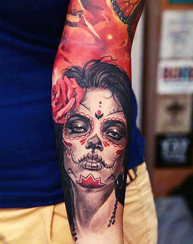 Tatouage de la Santa Muerte chez les femmes, les hommes. Signification, dessins, photos