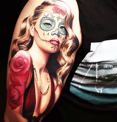 Tatouage de la Santa Muerte chez les femmes, les hommes. Signification, dessins, photos