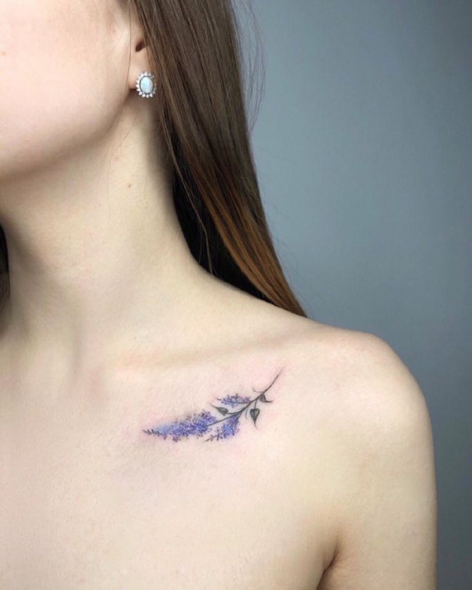 tatouage lilas