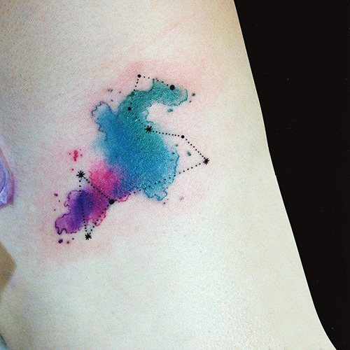 Tatouage de la constellation du Lion. Photo, signification, croquis pour les filles