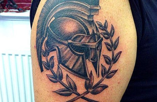 Tatouage de casque spartiate. Signification, croquis, photos