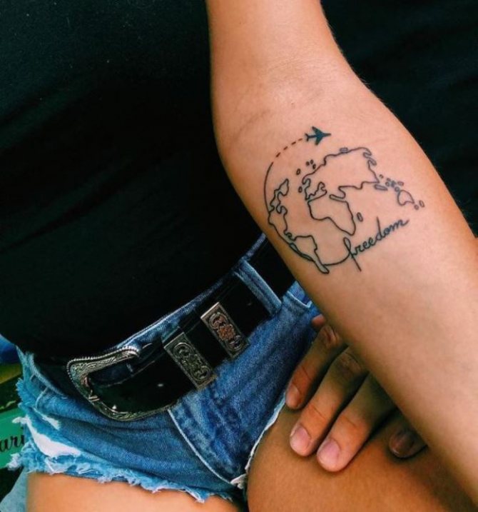 tatouage de liberté et d'indépendance