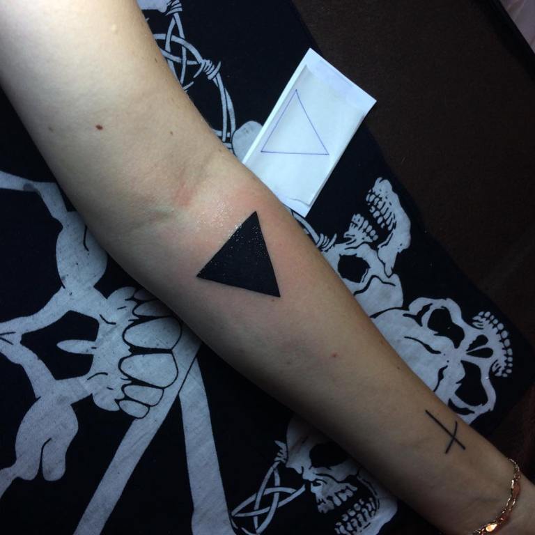 tatouage de triangle