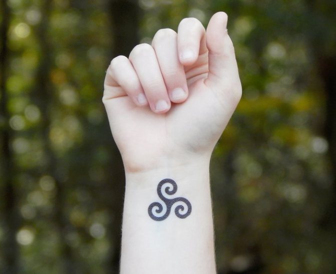 Tattoo Triskel