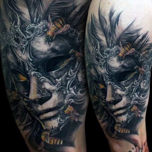 Tatouage dans le style baroque. Esquisses sur le bras, le poignet, la jambe, le dos, la taille. Photo