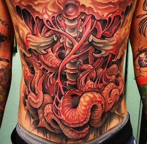 Tatouage dans le style Bioorganic. Photos, vignettes, signification