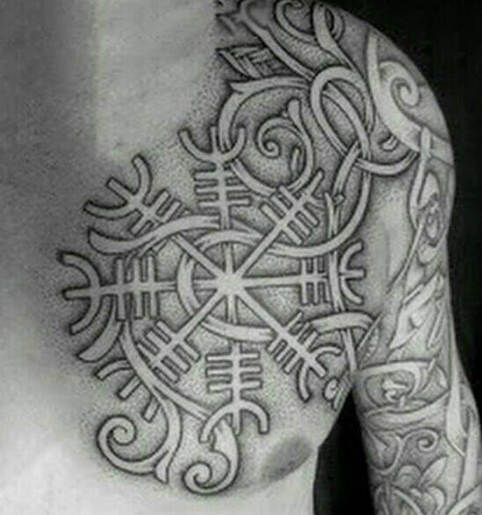 Tatouage ethnique