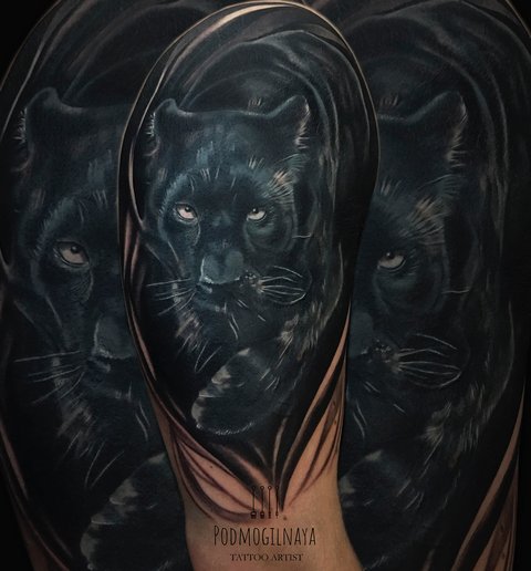Tatouage de style réaliste