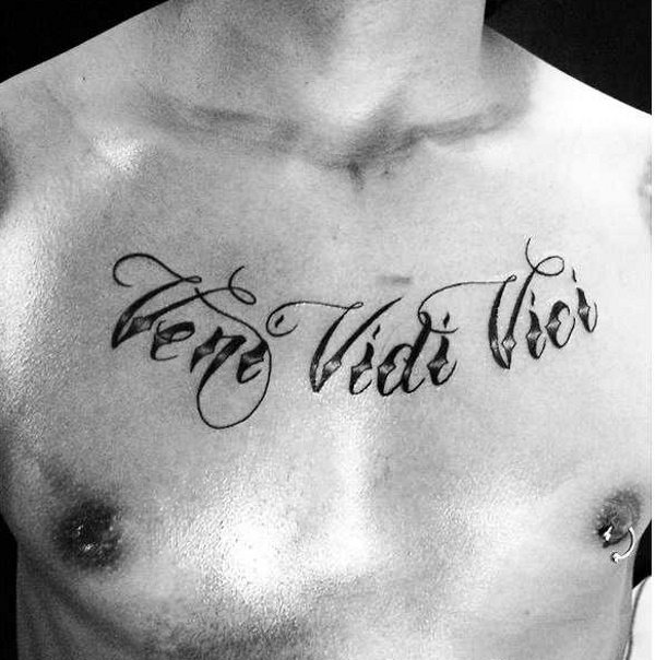 Tattoo Veni, vidi, vici (Venu, vu, conquis !). Esquisse, traduction, signification.