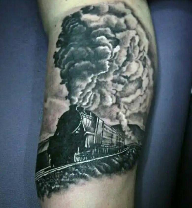 Tatouage d'un cheminot