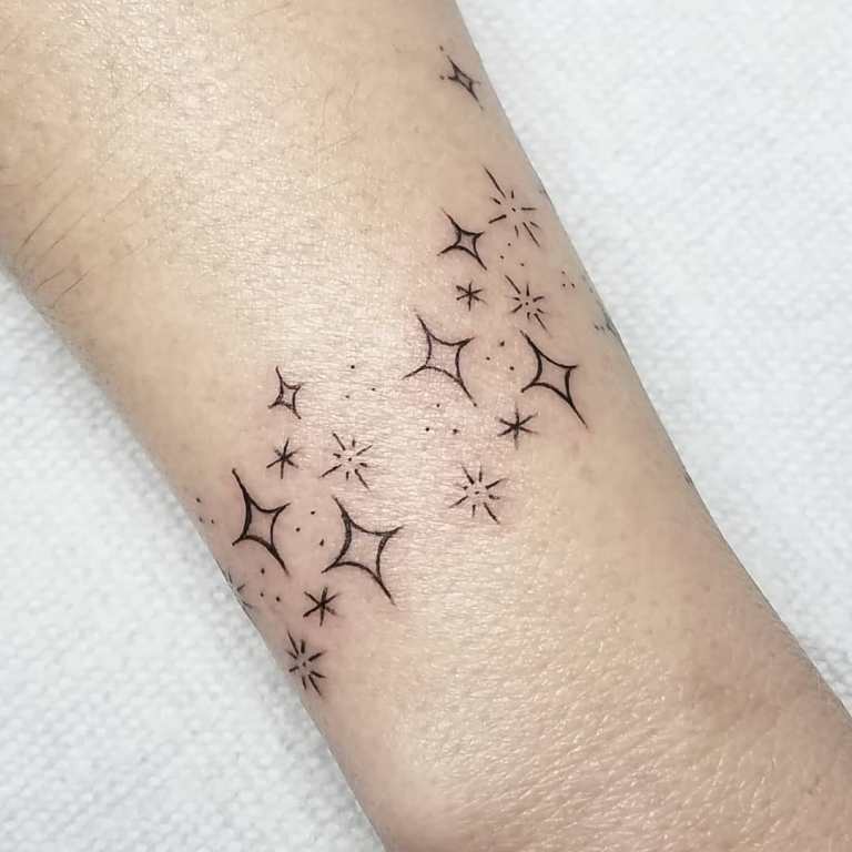 étoiles de tatouage