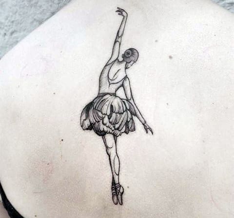 Tatouage de ballerine