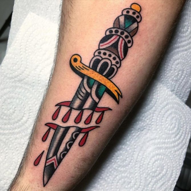 tatouage de dague