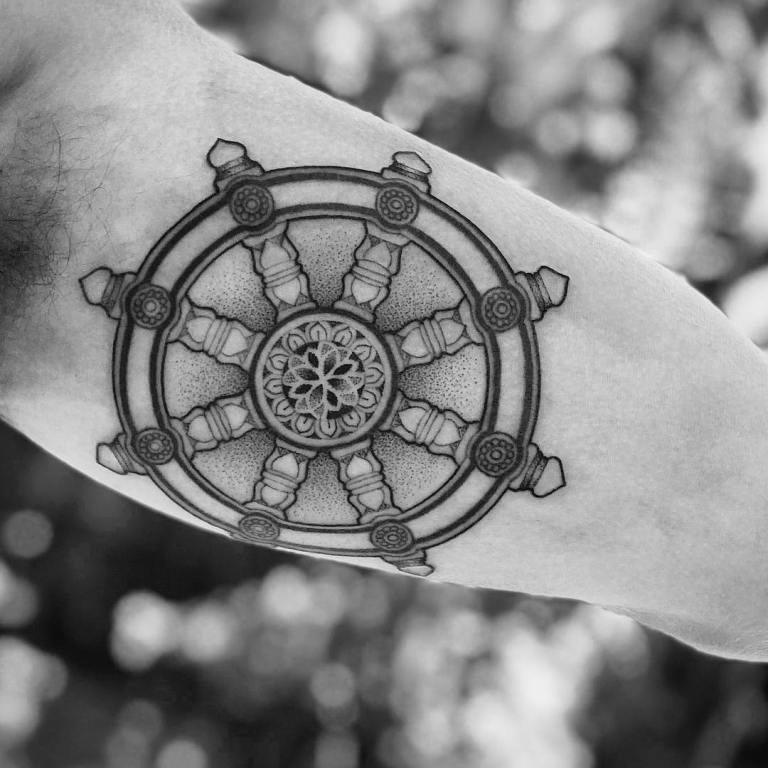 tatouage roue de la fortune