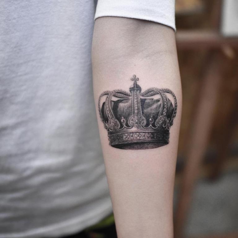 tatouage de la couronne