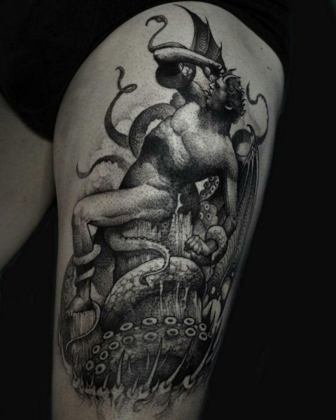 Tattoo Lucifer - histoire, description complète, emplacement, options croquis, photos intéressantes.