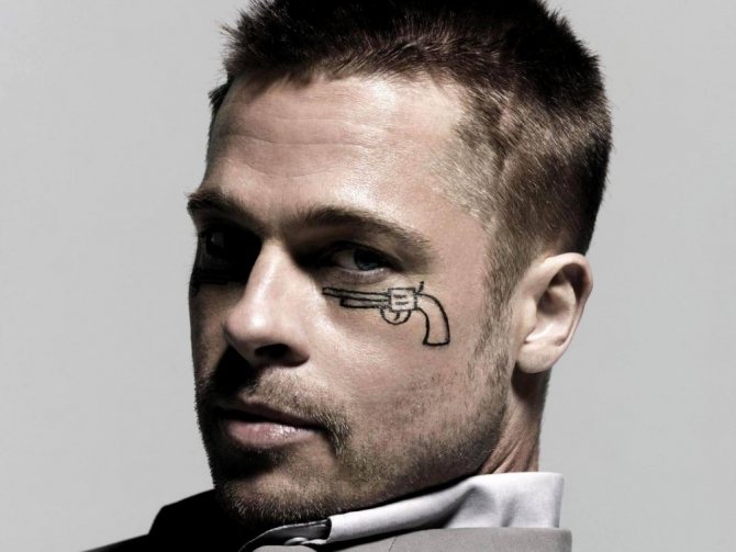Tatouage du visage de Bradd Pitt