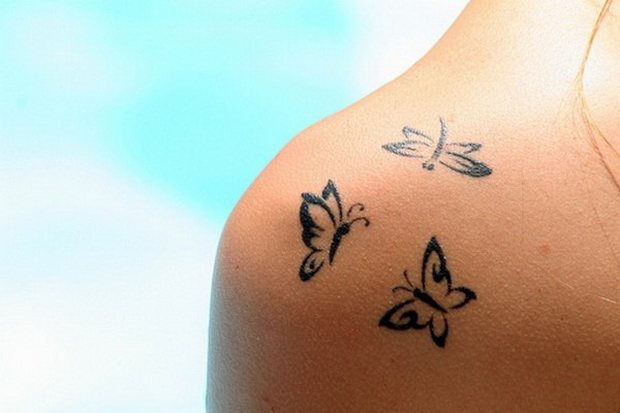 Tatouage de l'épaule