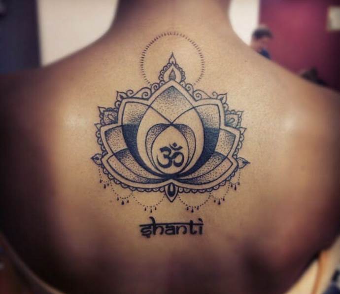 tatouage sur le dos
