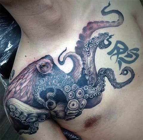 Tatouage de pieuvre sur tout le dos