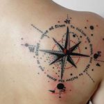 Tatouage de la rose des vents