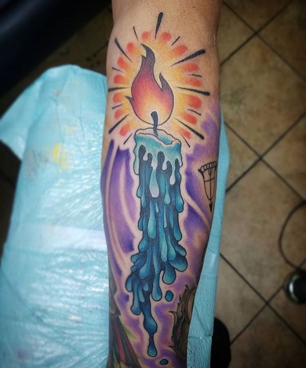 Tatouage de bougie à l'ancienne