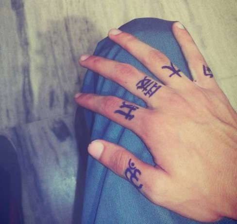 Tatouages pour filles sur le bras et leur signification. Photos, croquis, belles, petites, inscriptions